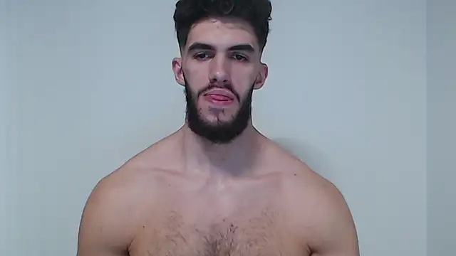 Snapshot of hiddenf chatting on November 22, 8:19 pm hiddenf online show from November 22, 8:19 pm