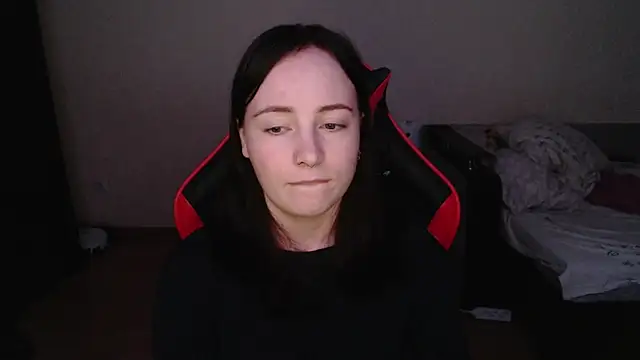 Laralianna online show from November 8, 8:51 pm