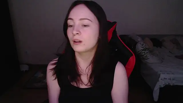 Laralianna online show from November 11, 8:42 pm