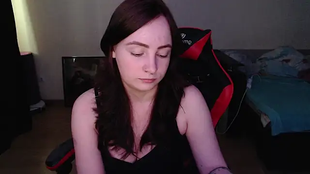 Snapshot of Laralianna chatting on May 22, 4:12 pm Laralianna online show from May 22, 4:12 pm