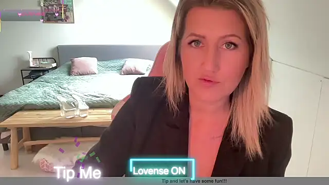 TessToy online show from September 26, 9:13 am