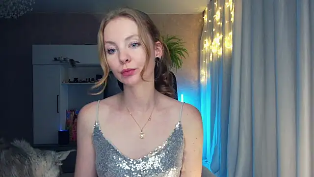 Snapshot of Cuddle_Cat chatting on December 21, 2:15 pm Cuddle Cat online show from December 21, 2:15 pm