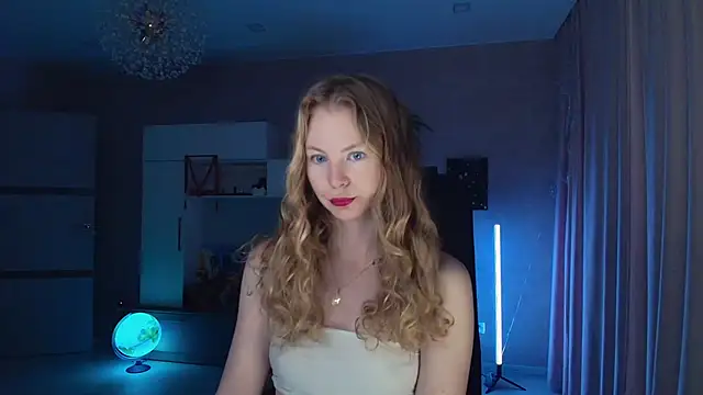 Cuddle Cat online show from December 1, 4:39 am