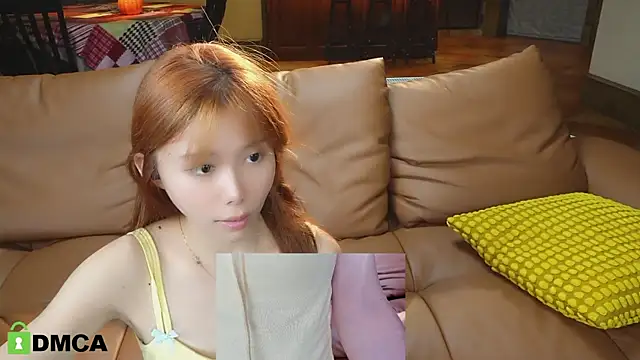 Snapshot of Luna520 chatting on February 20, 3:52 pm Luna520 online show from February 20, 3:52 pm