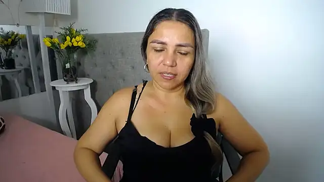 cum bigass online show from July 11, 12:30 pm