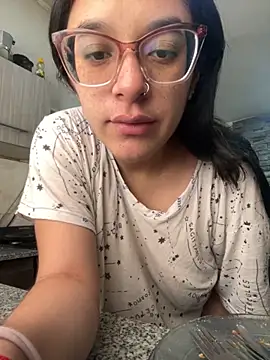 Ninnfa online show from October 2, 2:13 pm