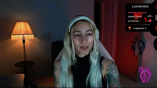 Saucy Jenn online show from January 11, 3:44 am