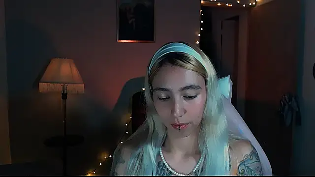 Saucy Jenn online show from January 31, 3:52 am