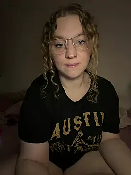 EmmieRae online show from February 28, 2:34 am