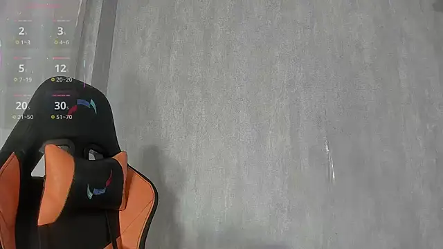 Snapshot of Valentinne_z chatting on September 24, 2:04 am Valentinne z online show from September 24, 2:04 am