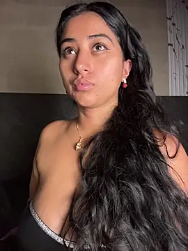 Valentinne z online show from May 3, 7:58 am