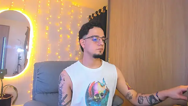 alejandro calderon1 online show from December 23, 7:06 am