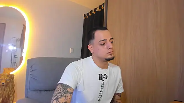 alejandro calderon1 online show from January 29, 2:51 am