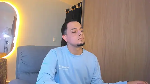 alejandro calderon1 online show from February 8, 4:25 am