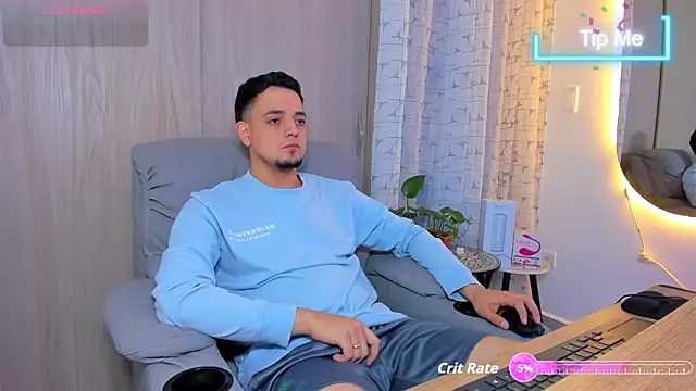 alejandro calderon1 online show from September 30, 3:11 am