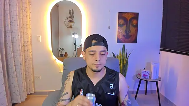 alejandro calderon1 online show from March 17, 12:26 am