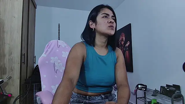 Snapshot of Hannah-grace chatting on May 24, 12:54 pm Hannah-grace online show from May 24, 12:54 pm