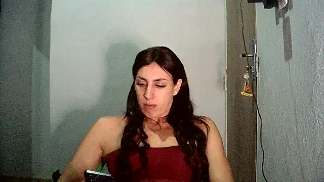 Snapshot of AlexiaDuucan chatting on October 16, 11:39 pm AlexiaDuucan online show from October 16, 11:39 pm