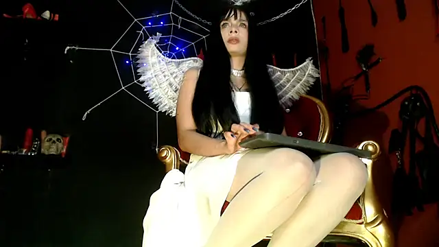 amy-mistress online show from October 27, 11:20 pm