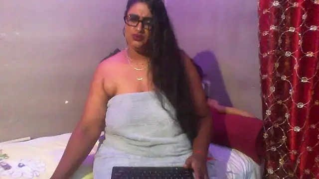 EROTICNAWTY2 online show from January 7, 7:10 am