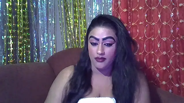 Snapshot of EROTICNAWTY2 chatting on May 31, 2:31 am EROTICNAWTY2 online show from May 31, 2:31 am