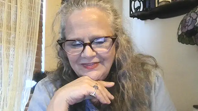 DestineeLoverGirl online show from November 11, 1:44 pm