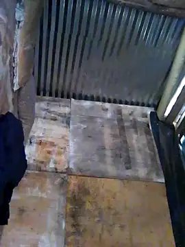 Snapshot of Johnny_emboh chatting on October 11, 10:14 am Johnny emboh online show from October 11, 10:14 am