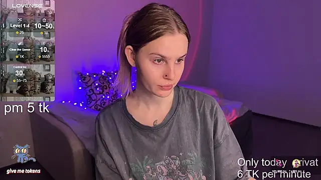 Chanel Gill online show from January 27, 5:58 pm