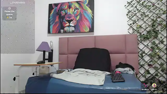 Snapshot of Allyson_Devil chatting on December 9, 7:29 pm Allyson Devil online show from December 9, 7:29 pm