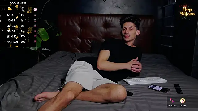 DanielCrush1 online show from October 30, 7:43 am