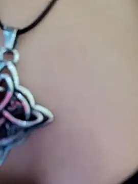 Snapshot of KarlaLuar_ chatting on February 13, 6:48 pm KarlaLuar online show from February 13, 6:48 pm