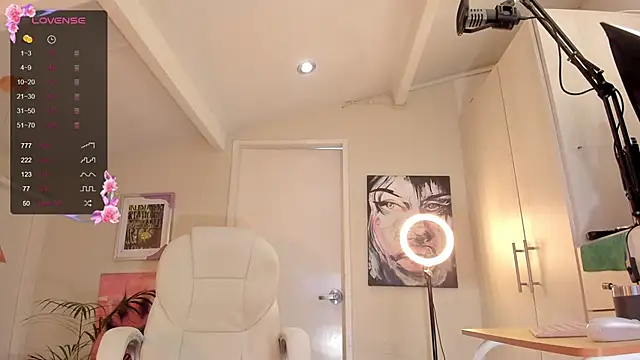 catalinasaiz online show from January 13, 2:00 pm