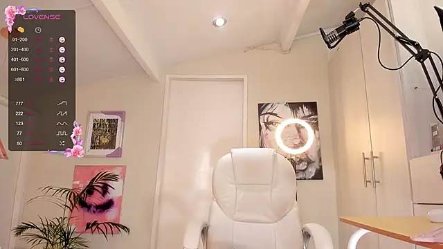 catalinasaiz online show from February 3, 4:52 pm