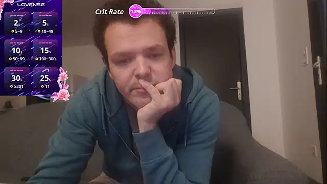 Snapshot of antoinepassion chatting on October 19, 5:24 pm antoinepassion online show from October 19, 5:24 pm