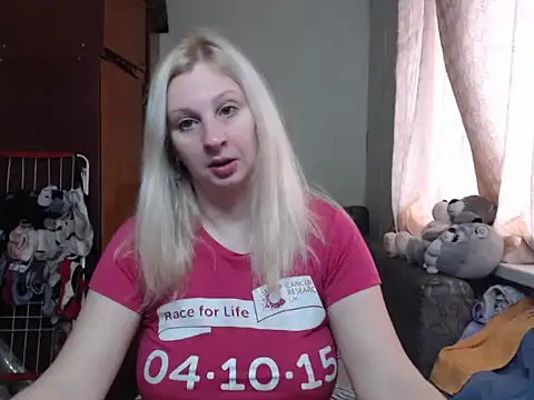 BustyBlond online show from January 23, 8:25 am