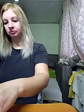 BustyBlond online show from November 4, 4:44 am