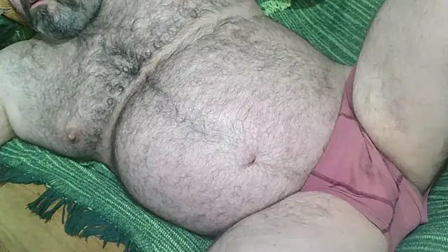 mikeyhotbear online show from January 11, 9:04 am