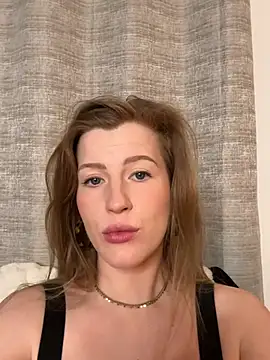 FoxyFrenchy online show from January 14, 8:14 pm