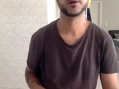 SMOKERBEASTBR online show from March 4, 3:51 pm