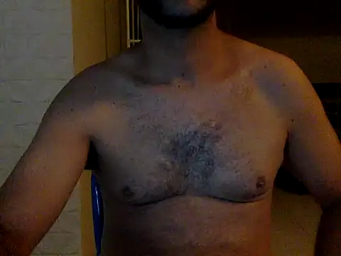 SMOKERBEASTBR online show from March 10, 11:21 pm