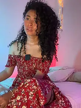 GabriSaenz online show from December 6, 2:38 pm