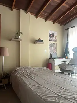 Snapshot of GabriSaenz chatting on May 17, 1:51 pm GabriSaenz online show from May 17, 1:51 pm