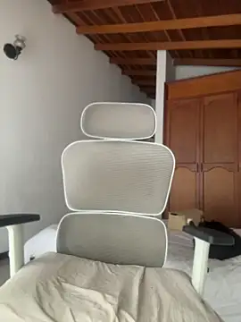 Snapshot of GabriSaenz chatting on June 3, 2:33 pm GabriSaenz online show from June 3, 2:33 pm