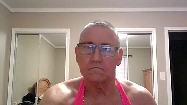Snapshot of takeitall101 chatting on February 1, 10:52 pm takeitall101 online show from February 1, 10:52 pm
