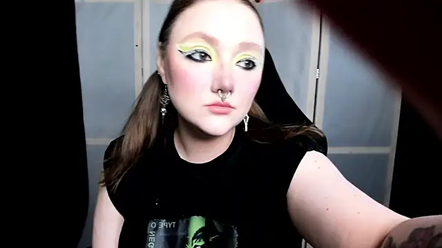 YourDyingBride online show from November 20, 5:07 am