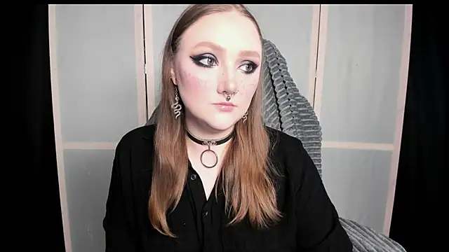 Snapshot of YourDyingBride chatting on June 6, 10:36 pm YourDyingBride online show from June 6, 10:36 pm