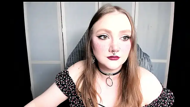 Snapshot of YourDyingBride chatting on June 11, 2:53 am YourDyingBride online show from June 11, 2:53 am
