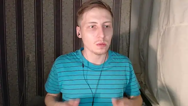 darienlarge online show from February 22, 6:08 pm