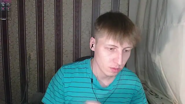 darienlarge online show from February 25, 9:13 pm