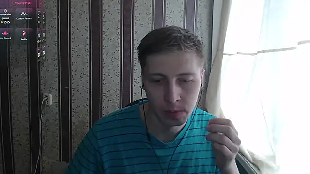 darienlarge online show from February 27, 7:55 am